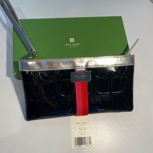Kate Spade Wristlet- Like New!